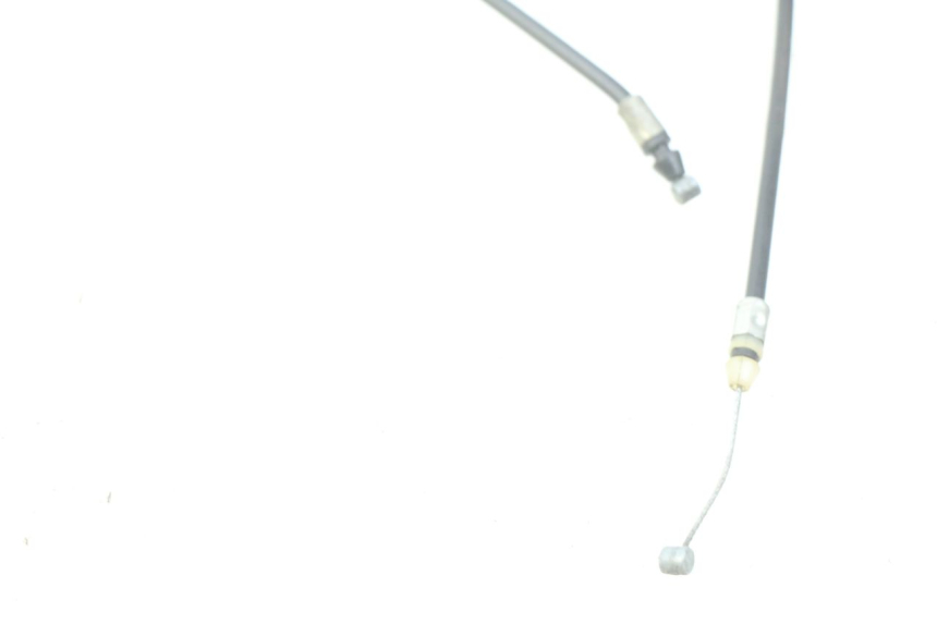 photo de CÂBLE D'OUVERTURE DE SELLE SELECT UP OCTALIS 125 (2007 - 2012) - Gros plan technique