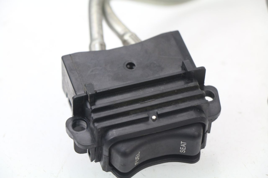 photo de CABLE OUVERTURE SELLE HONDA PCX (JF28) 125 (2009 - 2011) - Zoom état d’usage