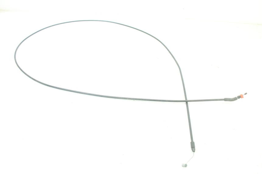 photo de CABLE OUVERTURE SELLE PIAGGIO MP3 LT 400 (2007 - 2012) - Gros plan technique