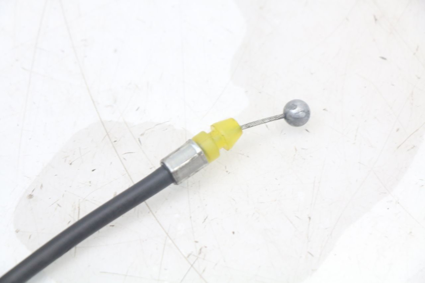 photo de CÂBLE D'OUVERTURE DE SELLE SUZUKI SV N 650 (1999 - 2002) - Autre angle de vue