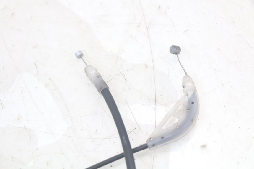 photo de CABLE OUVERTURE SELLE YAMAHA XMAX X-MAX ABS 125 (2017 - 2020) - Vue d’ensemble