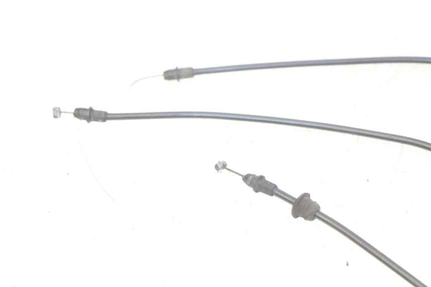 photo de CÂBLE D'OUVERTURE DE SELLE PIAGGIO XEVO - X EVO 125 (2007 - 2017) - Zoom état d’usage