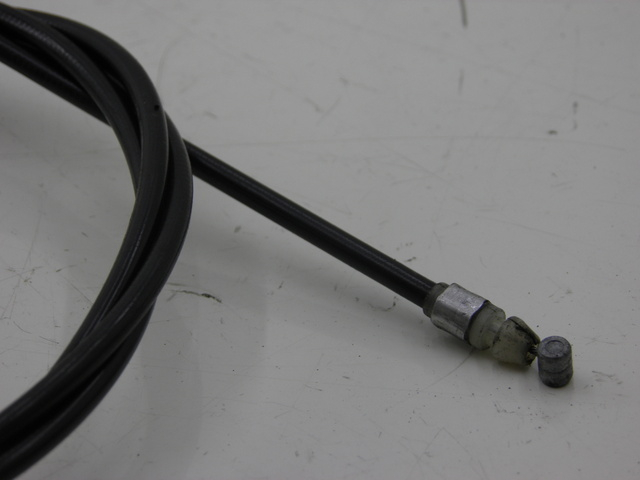 photo de CABLE OUVERTURE SELLE YAMAHA CYGNUS 125 (1995 - 2003) - Zoom état d’usage