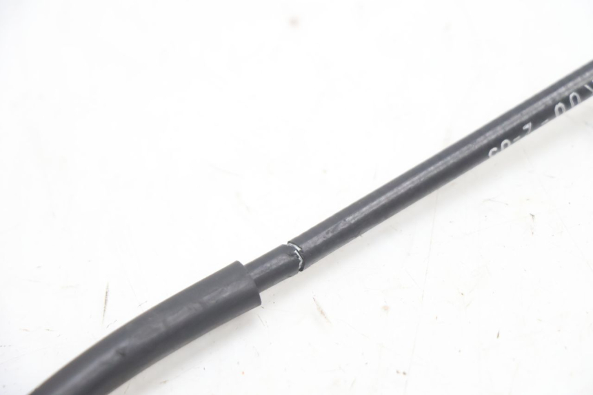 photo de CABLE STARTER HONDA CB F HORNET 600 (2005 - 2006) - Gros plan technique