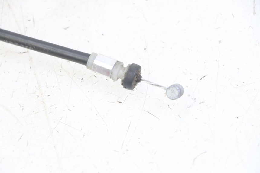 photo de CABLE TRAPPE ESSENCE HONDA FORZA ABS 300 (2013 - 2017) - Autre angle de vue