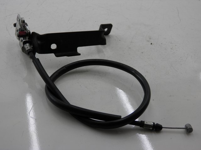 photo de CABLE TRAPPE ESSENCE HONDA FES S-WING SWING 125 (2007 - 2015) - Vue principale