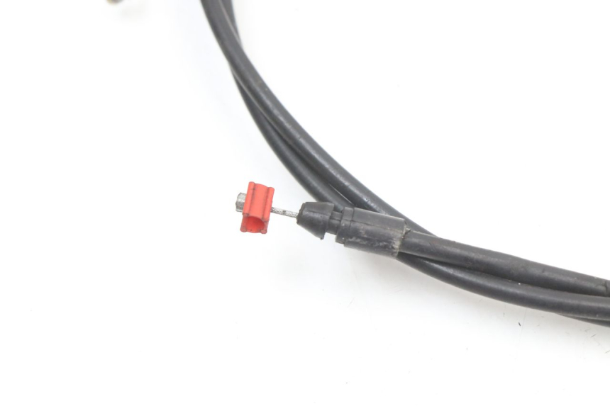 photo de CABLE TRAPPE ESSENCE GILERA RUNNER SP 50 (2009 - 2017) - Gros plan technique