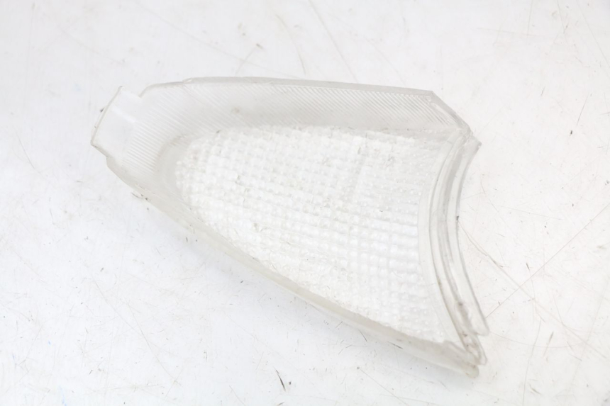 photo de CABOCHON CLIGNOTANT ARRIERE DROIT PEUGEOT BUXY 50 (1993 - 1998) - Détail de la pièce