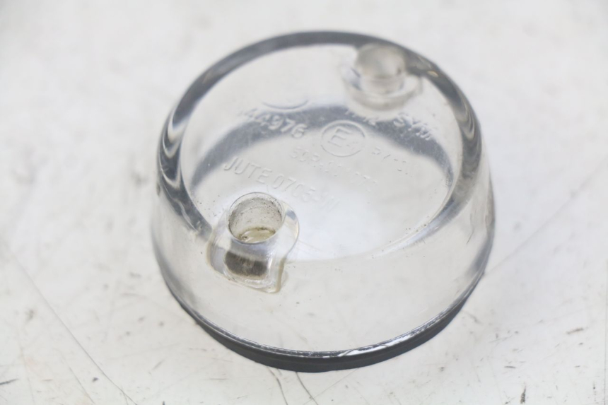 photo de CABOCHON CLIGNOTANT ARRIERE DROIT SYM ORBIT 2 4T 50 (2018 - 2022) - Zoom état d’usage