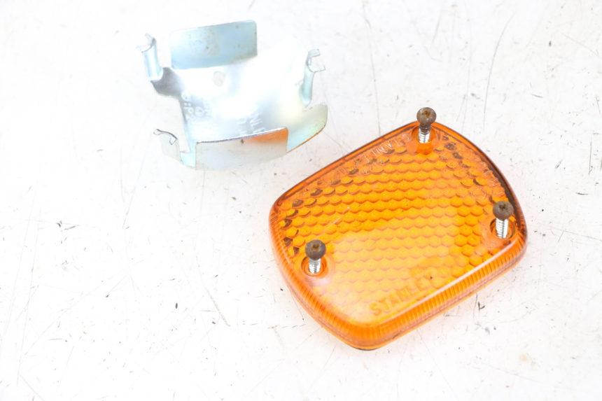 photo de Rear left turn signal lens HONDA CA REBEL 125 (1995 - 2001) - Détail de la pièce