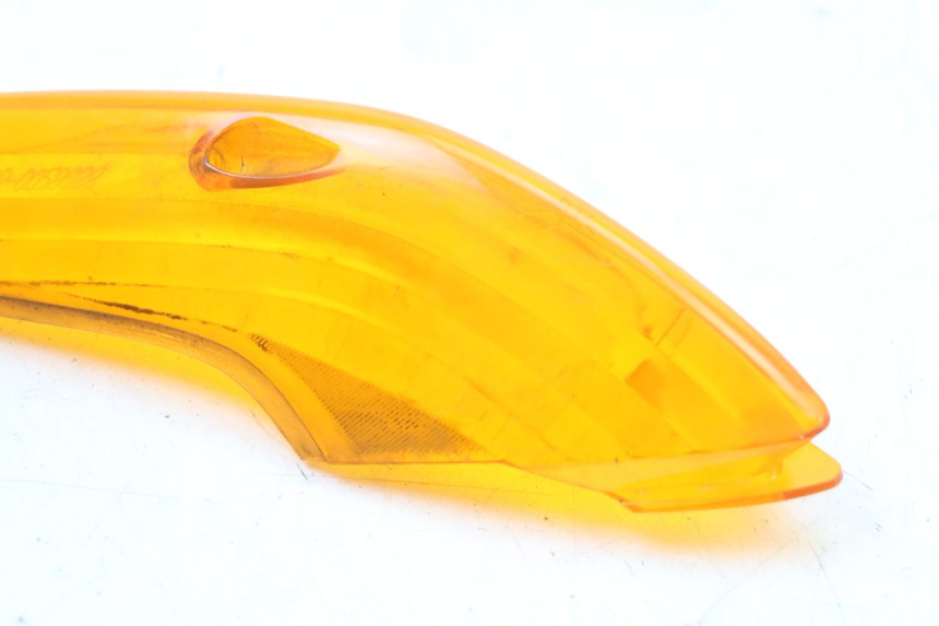 photo de CABOCHON CLIGNOTANT ARRIERE GAUCHE HONDA NES AROBASE 125 (2000 - 2003) - Autre angle de vue