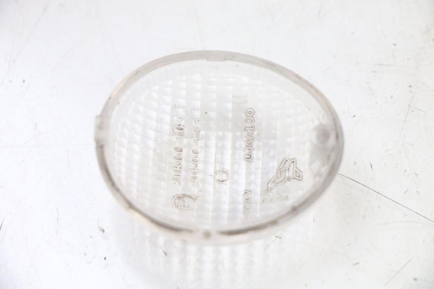 photo de CABOCHON CLIGNOTANT ARRIERE GAUCHE PEUGEOT TREKKER TKR 50 (2005 - 2014) - Autre angle de vue