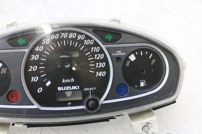 photo de CABOCHON COMPTEUR SUZUKI BURGMAN 125 (2007 - 2014) - Zoom état d’usage