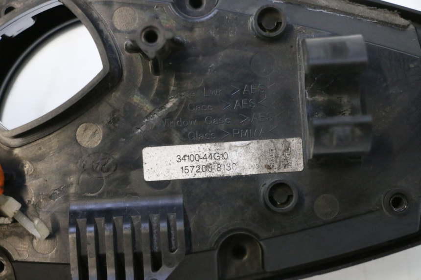 photo de CABOCHON COMPTEUR SUZUKI GSR 600 (2005 - 2012) - Vue d’ensemble