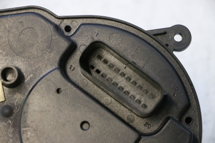 photo de CABOCHON COMPTEUR PIAGGIO NRG POWER PUREJET 50 (2018 - 2021) - Vue d’ensemble
