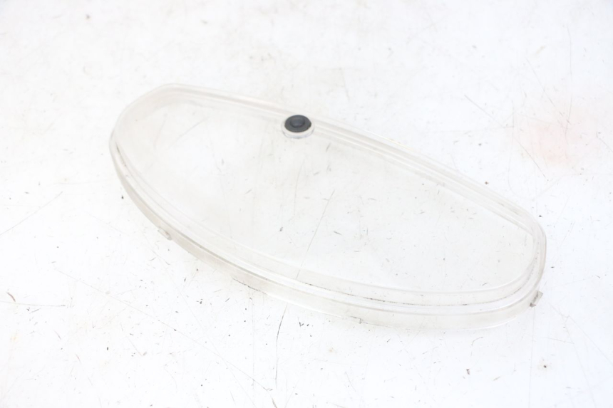 photo de CABOCHON COMPTEUR SUZUKI BURGMAN 125 (2007 - 2014) - Points de fixation