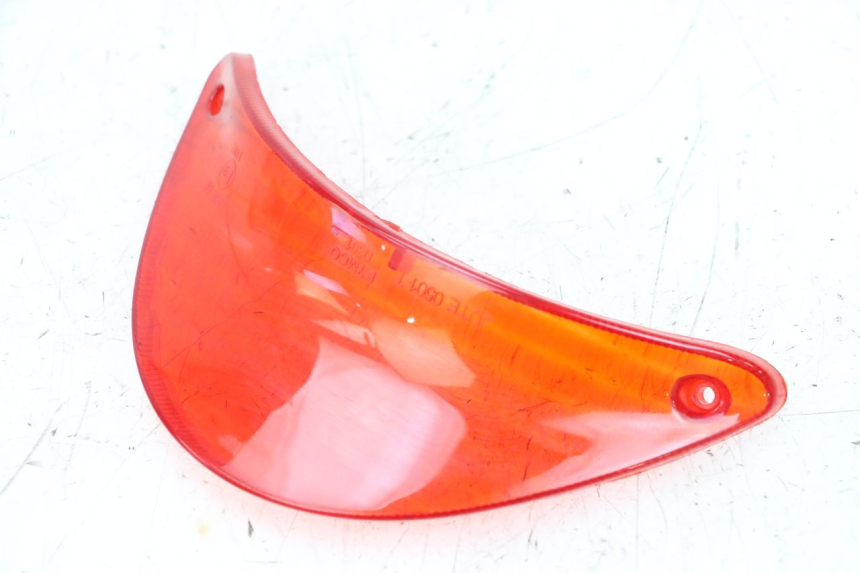 photo de CABOCHON FEU ARRIERE KYMCO AGILITY 4T 50 (2018 - 2022) - Autre angle de vue