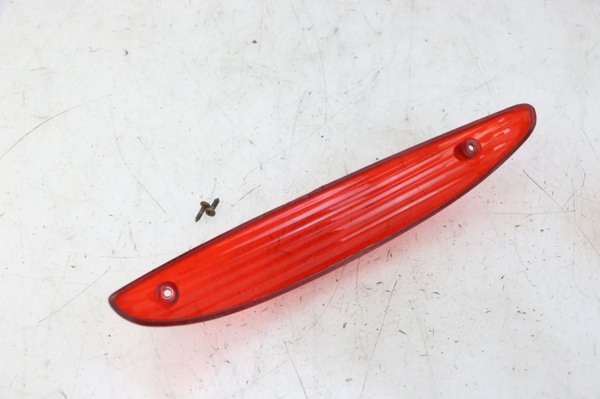 photo de CABOCHON FEU ARRIERE PEUGEOT ELYSEO 125 (1999 - 2004) - Détail de la pièce