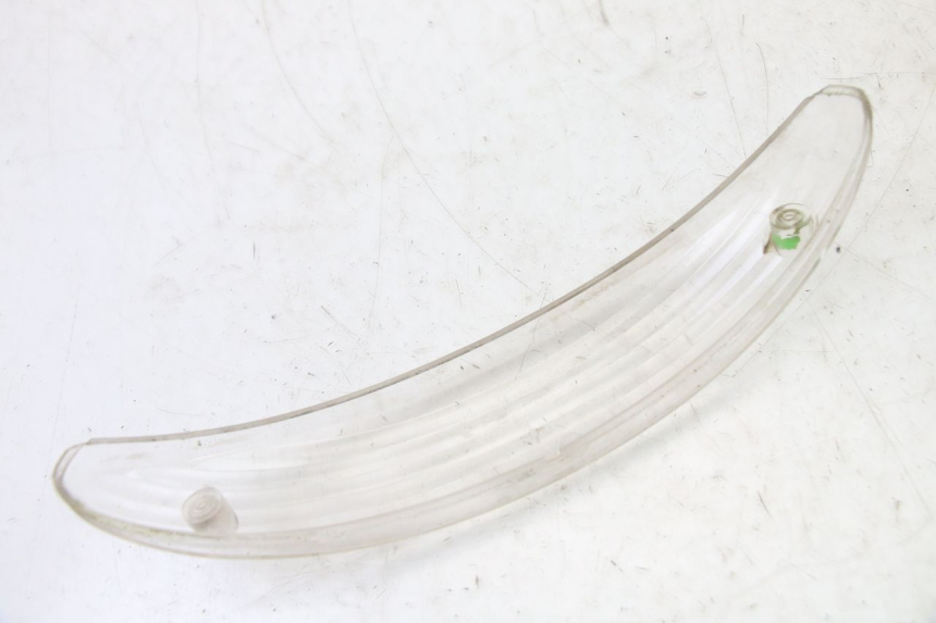 photo de CABOCHON FEU ARRIERE PEUGEOT ELYSTAR 50 (2002 - 2014) - Zoom état d’usage