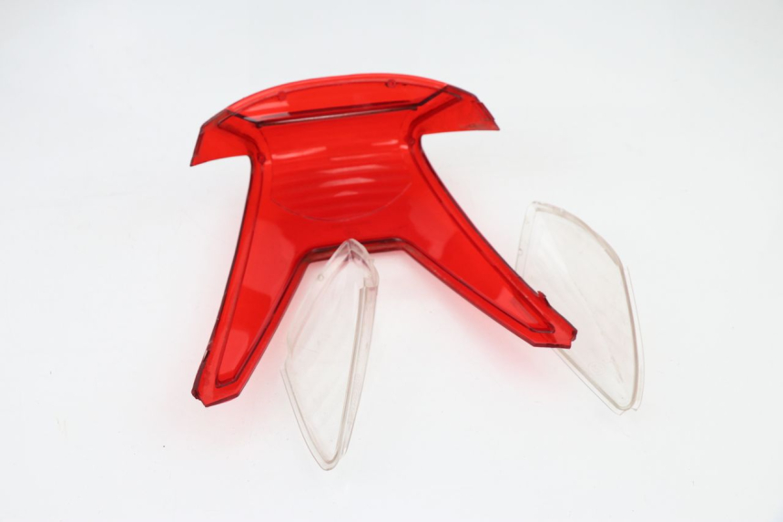 photo de CABOCHON FEU ARRIERE REVATTO FUTURA GT 125 (2006 - 2008) - Marquages et références