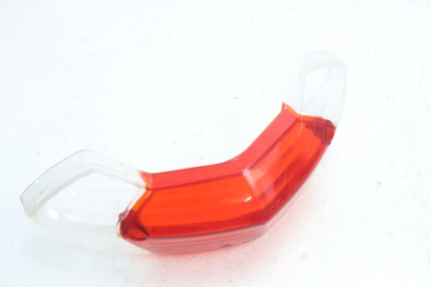 photo de CABOCHON FEU ARRIERE PEUGEOT KISBEE 2T 50 (2010 - 2017) - Détail de la pièce