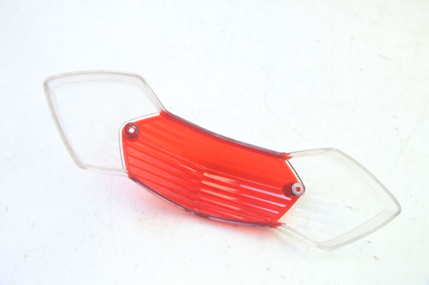 photo de CABOCHON FEU ARRIERE PEUGEOT KISBEE 4T 50 (2018 - 2022) - Autre angle de vue