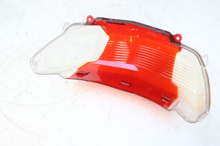 photo de CABOCHON FEU ARRIERE JM MOTORS SANTANA 50 (2014 - 2023) - Points de fixation