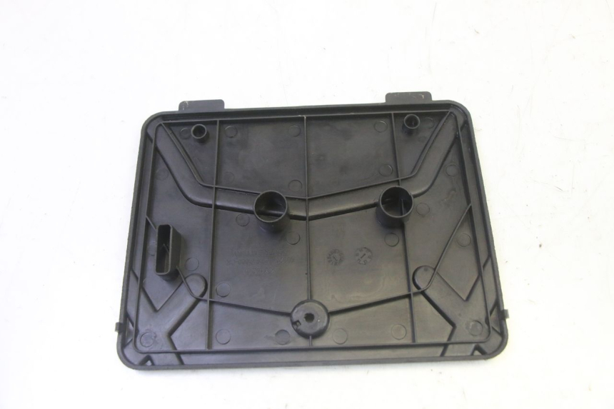 photo de CACHE BATTERIE KYMCO AGILITY 4T 50 (2005 - 2018) - Zoom état d’usage