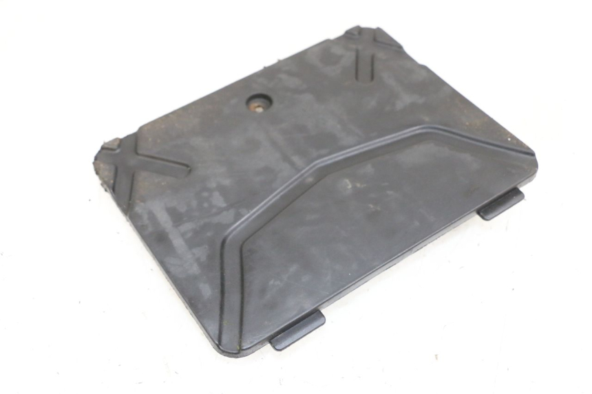 photo de CACHE BATTERIE KYMCO AGILITY PREMIUM 50 (2007 - 2010) - Vue principale