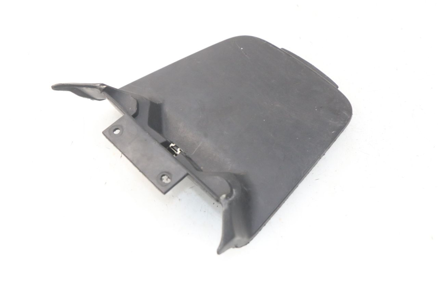 photo de CACHE BATTERIE MBK BOOSTER SPIRIT NAKED 50 (2004 - 2017) - Zoom état d’usage