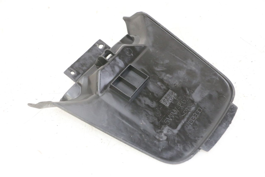 photo de CACHE BATTERIE MBK BOOSTER SPIRIT NAKED 50 (2004 - 2017) - Détail de la pièce