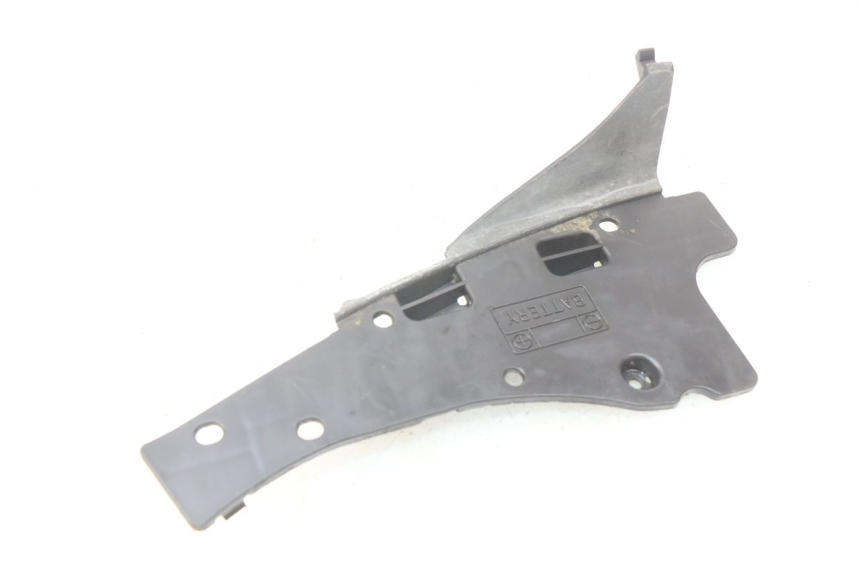 photo de CACHE BATTERIE SUZUKI BURGMAN 125 (2007 - 2014) - Vue principale