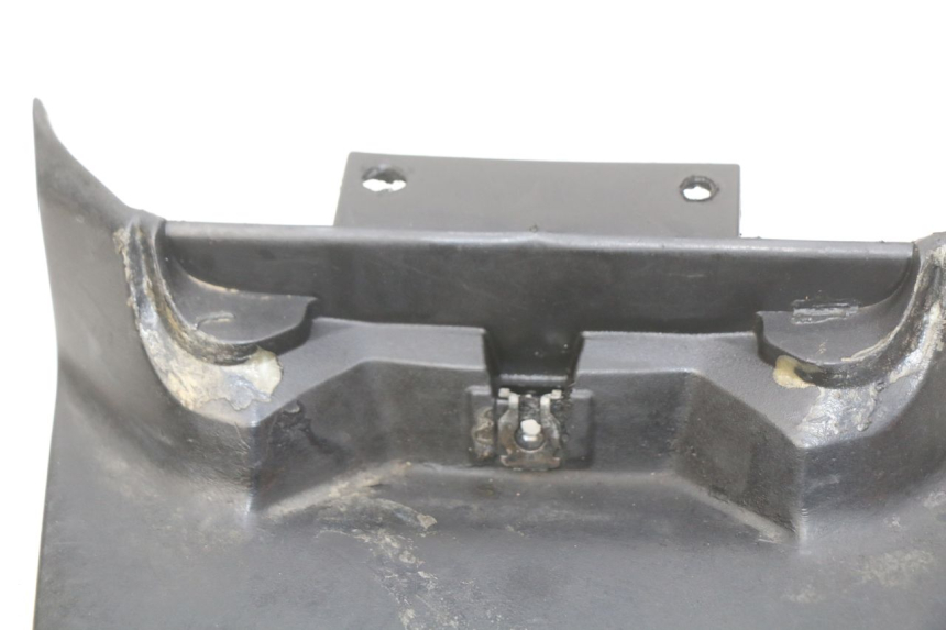 photo de CACHE BATTERIE YAMAHA BW'S NAKED 50 (2008 - 2019) - Détail de la pièce