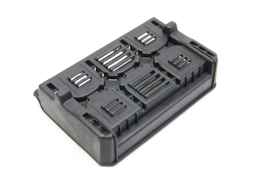 photo de CACHE BATTERIE PEUGEOT E-VIVACITY 1 (2012 - 2018) - Vue principale