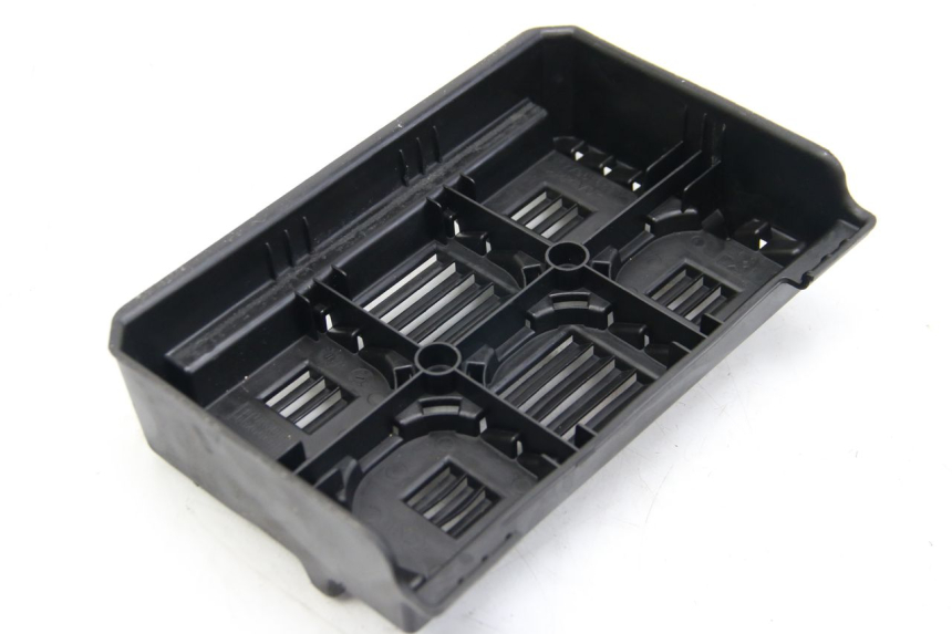 photo de CACHE BATTERIE PEUGEOT E-VIVACITY 1 (2012 - 2018) - Autre angle de vue