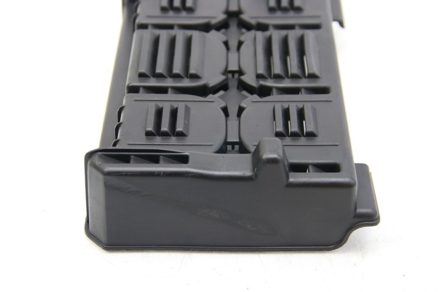 photo de CACHE BATTERIE PEUGEOT E-VIVACITY 1 (2012 - 2018) - Vue d’ensemble