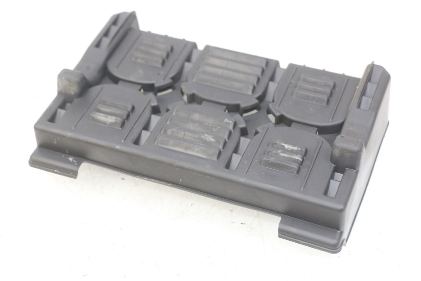 photo de CACHE BATTERIE PEUGEOT E-VIVACITY 1 (2012 - 2018) - Zoom état d’usage