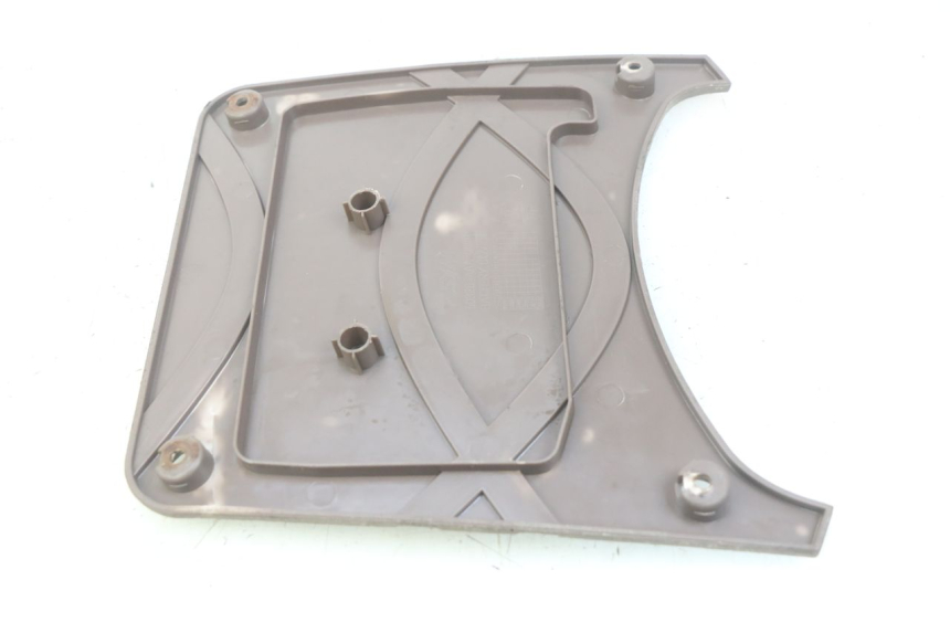 photo de CACHE BATTERIE SYM FIDDLE 2 50 (2008 - 2013) - Zoom état d’usage