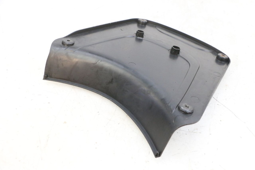 photo de CACHE BATTERIE SYM FIDDLE 3 III 125 (2014 - 2020) - Zoom état d’usage