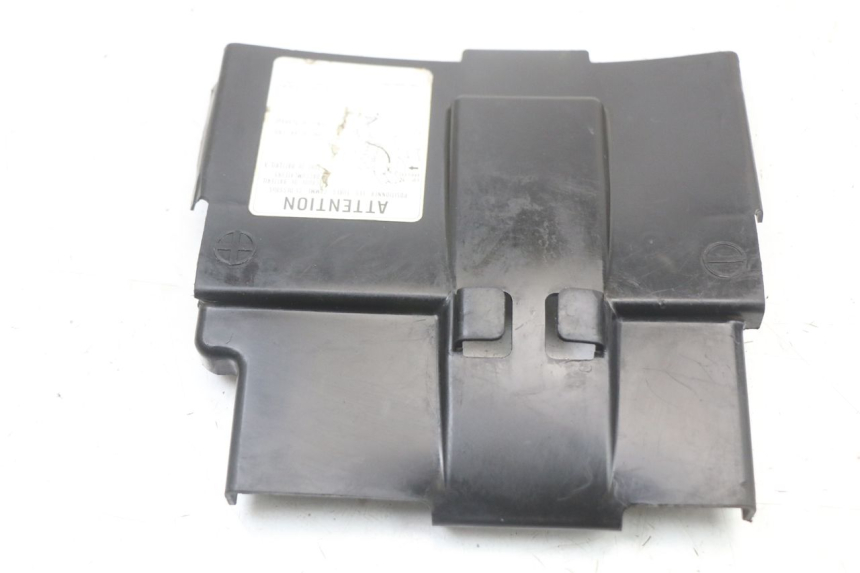 photo de CACHE BATTERIE HONDA CBR F 1000 (1993 - 1996) - Zoom état d’usage