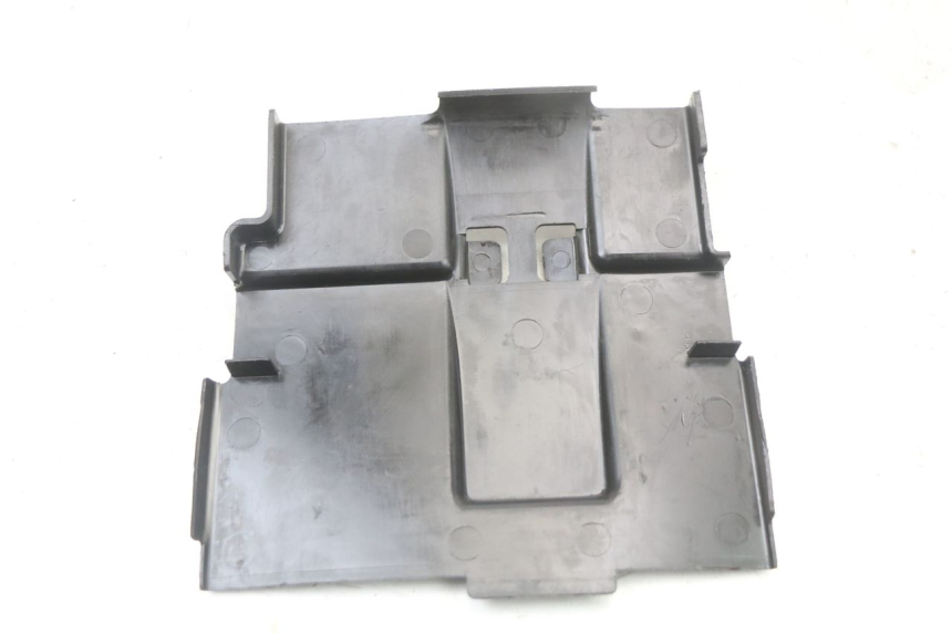 photo de CACHE BATTERIE HONDA CBR F 1000 (1993 - 1996) - Autre angle de vue