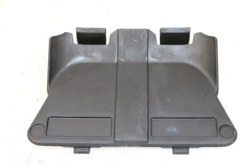 photo de CACHE BATTERIE HONDA PCX (JF57/JF64) 125 (2014 - 2018) - Détail de la pièce