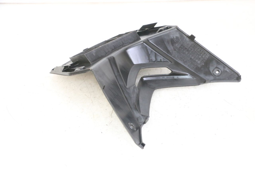 photo de CACHE BATTERIE SYM JET 14 4T 50 (2018 - 2022) - Détail de la pièce