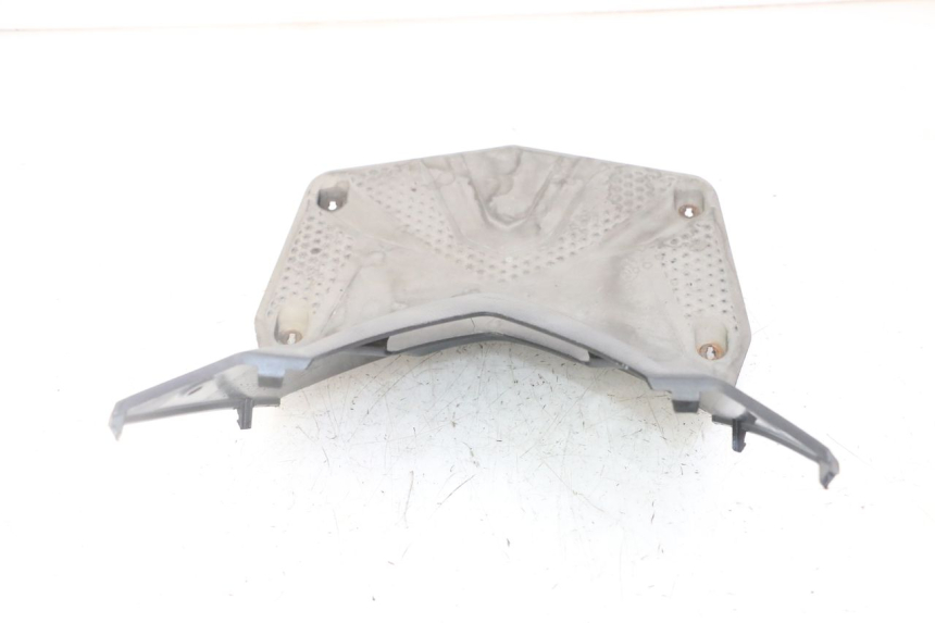 photo de CACHE BATTERIE SYM JET 14 4T 50 (2018 - 2022) - Gros plan technique