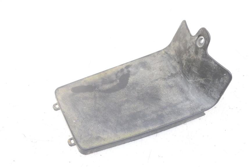 photo de CACHE BATTERIE PEUGEOT KISBEE 4T 50 (2018 - 2022) - Zoom état d’usage