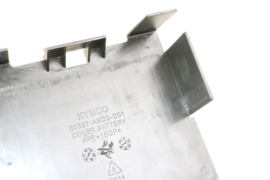 photo de CACHE BATTERIE KYMCO X-TOWN XTOWN 125 (2016 - 2021) - Détail de la pièce