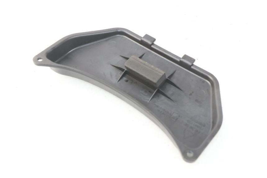 photo de CACHE BATTERIE PIAGGIO LIBERTY IGET 4T 50 (2015 - 2020) - Détail de la pièce