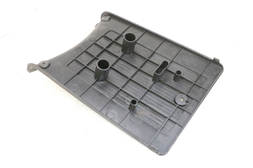 photo de CACHE BATTERIE KYMCO LIKE 125 (2009 - 2016) - Autre angle de vue