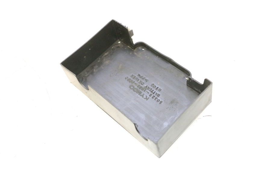 photo de CACHE BATTERIE KYMCO MOVIE S 125 (2009 - 2018) - Autre angle de vue