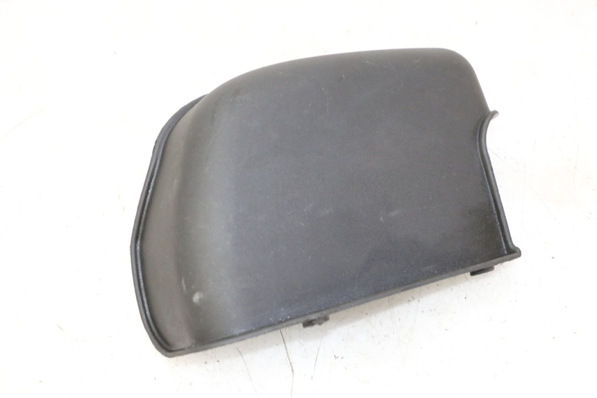 photo de CACHE BATTERIE PIAGGIO MP3 RL 250 (2006 - 2010) - Autre angle de vue